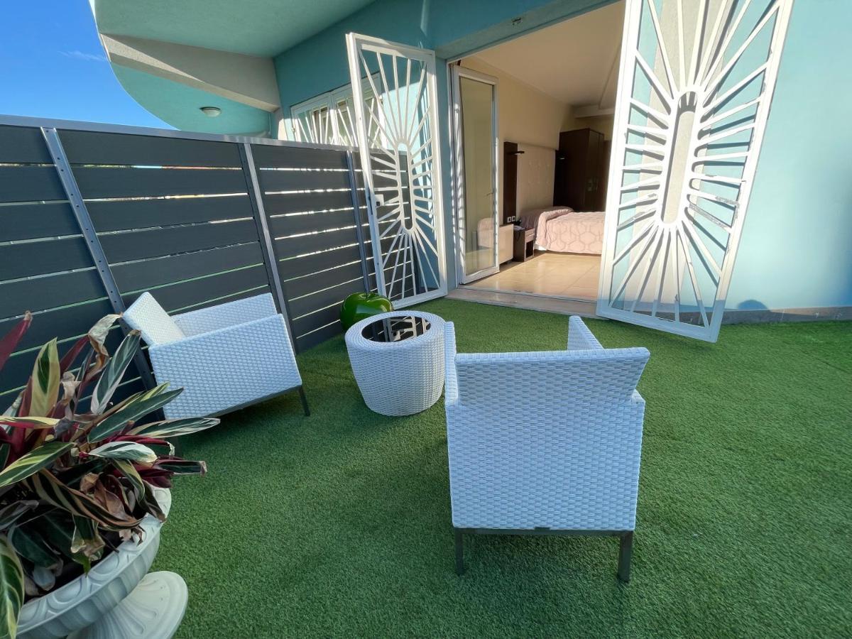 Hotel-Residence-B&B Le Dune Beach Service Included Lido Adriano Exterior foto