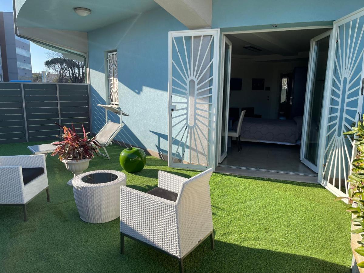 Hotel-Residence-B&B Le Dune Beach Service Included Lido Adriano Exterior foto